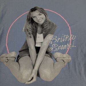 Britney Spears 2019 Light Blue T-Shirt Size Medium